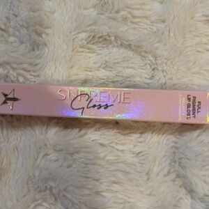 Jeffree Star Cosmetics Supreme Gloss Full Pigment Lip Gloss in Red Affair